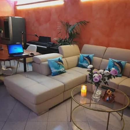Homestay Blu Marlin - Iun Q4073