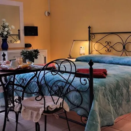 Blu Marlin - Iun Q4073 Homestay Girasole