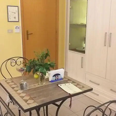 Blu Marlin - Iun Q4073 Homestay Girasole